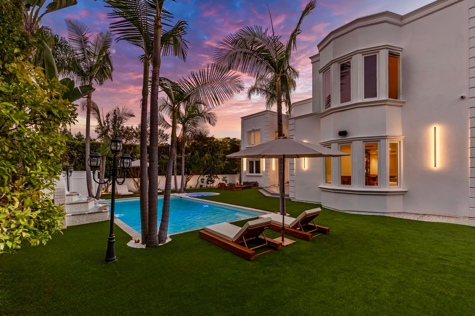 The Elm Villa