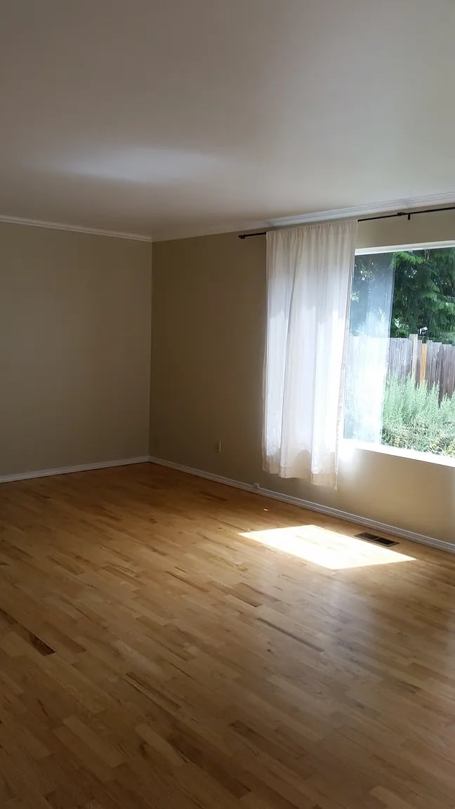 12208 96th Pl NE