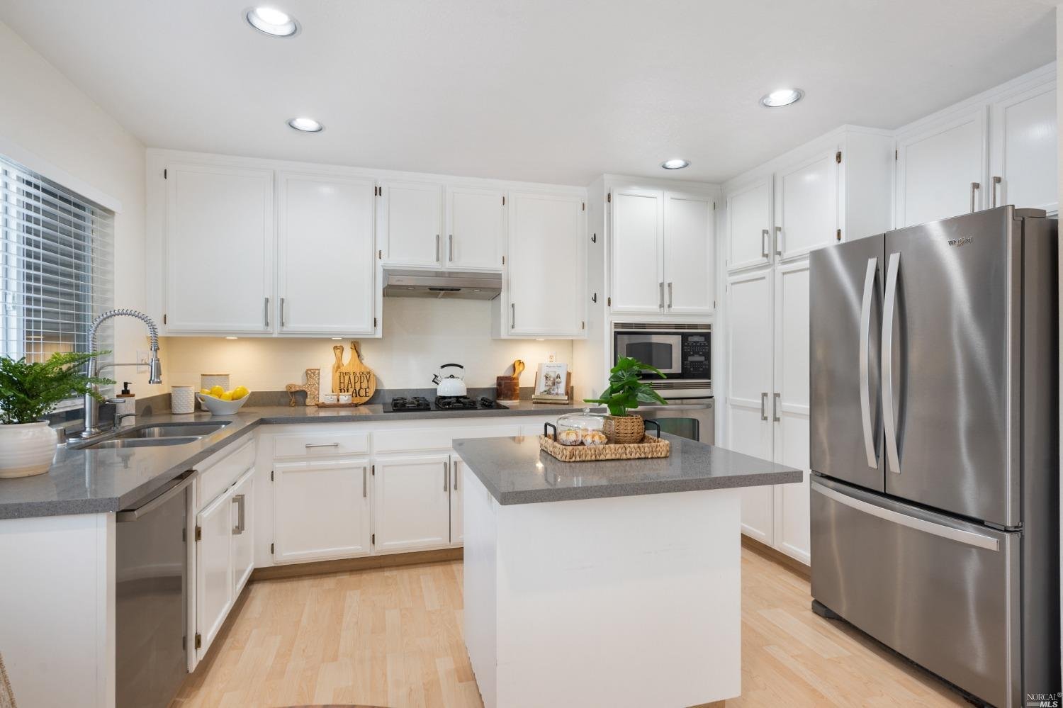 1710 Silverado Cir Petaluma CA 94954