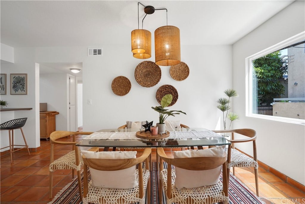 11918 Avon Way, Unit 104