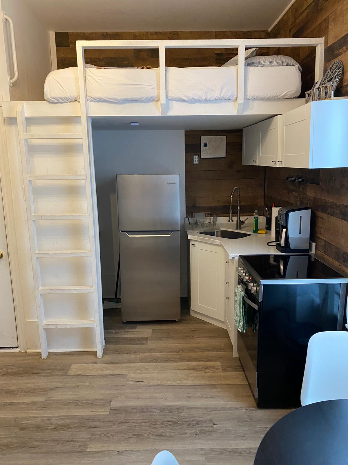 316 Queen St E Unit: 314