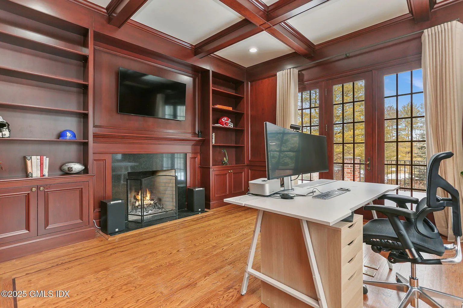 70 Sherwood Ave