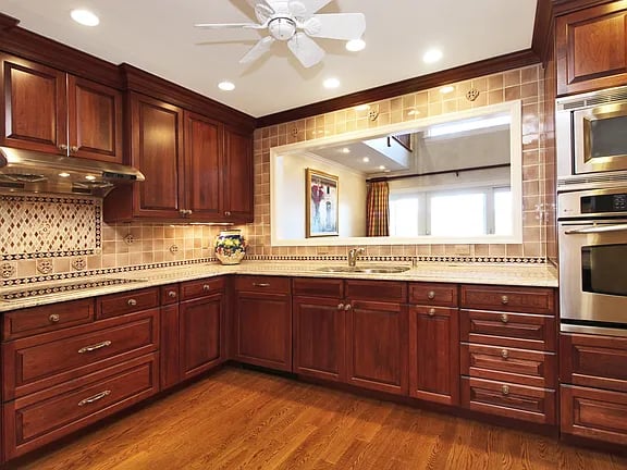 5 Waterside Close