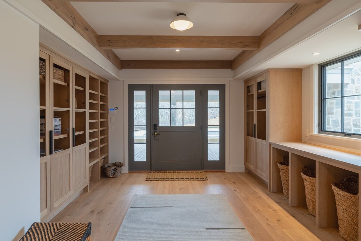 New Waterfront Estate With Pool + Guest House