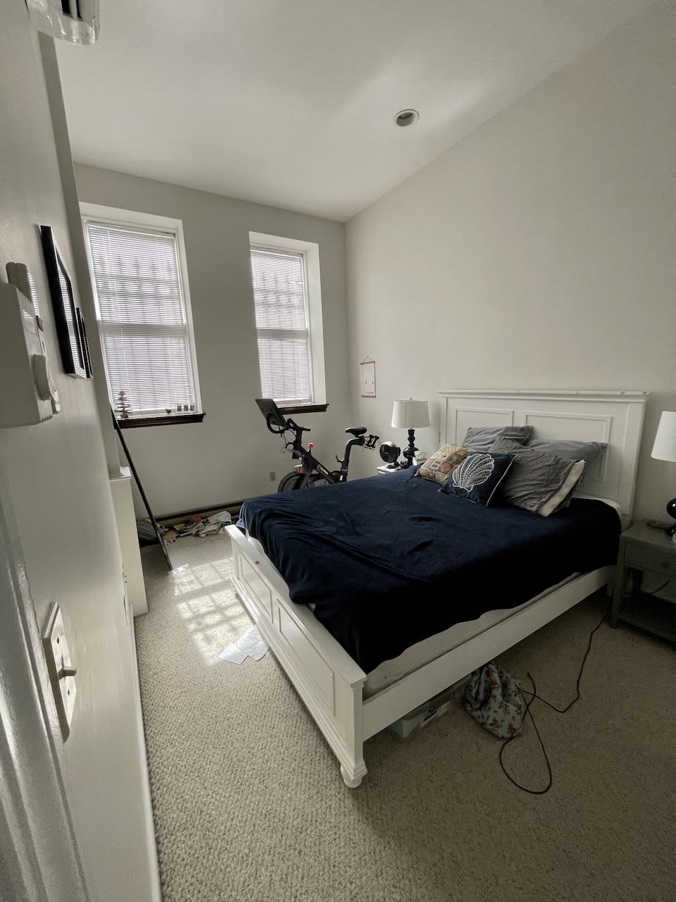 SEPTEMBER - Sunny Two Bedroom on the South End / Back Bay Border - Common Laundry & Private Patio as well as Common Roof Deck! 