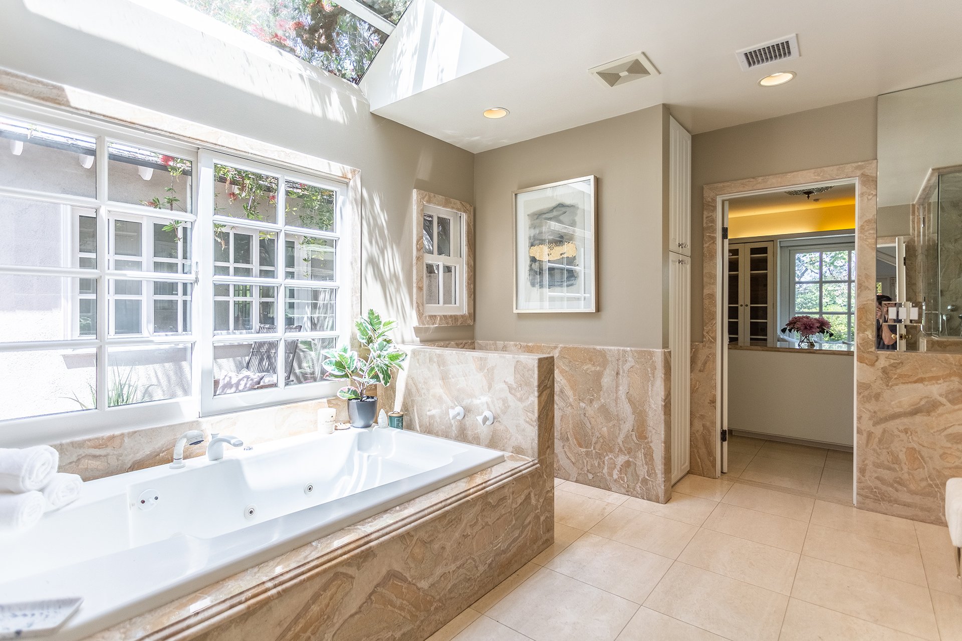13280 Valley Vista Blvd, Longridge Estates