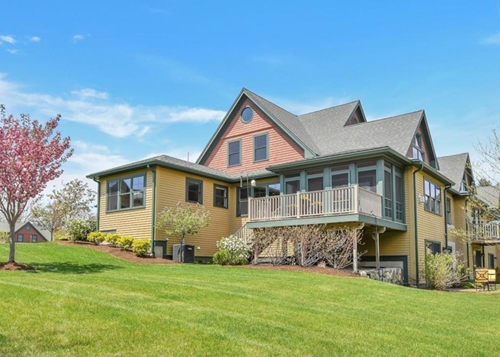 35 Maple Ave, #303