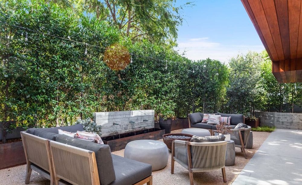 Barrett Foa Lists Silver Lake Architectural