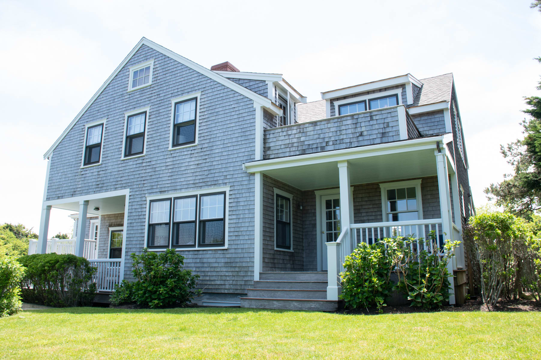70 Vestal St