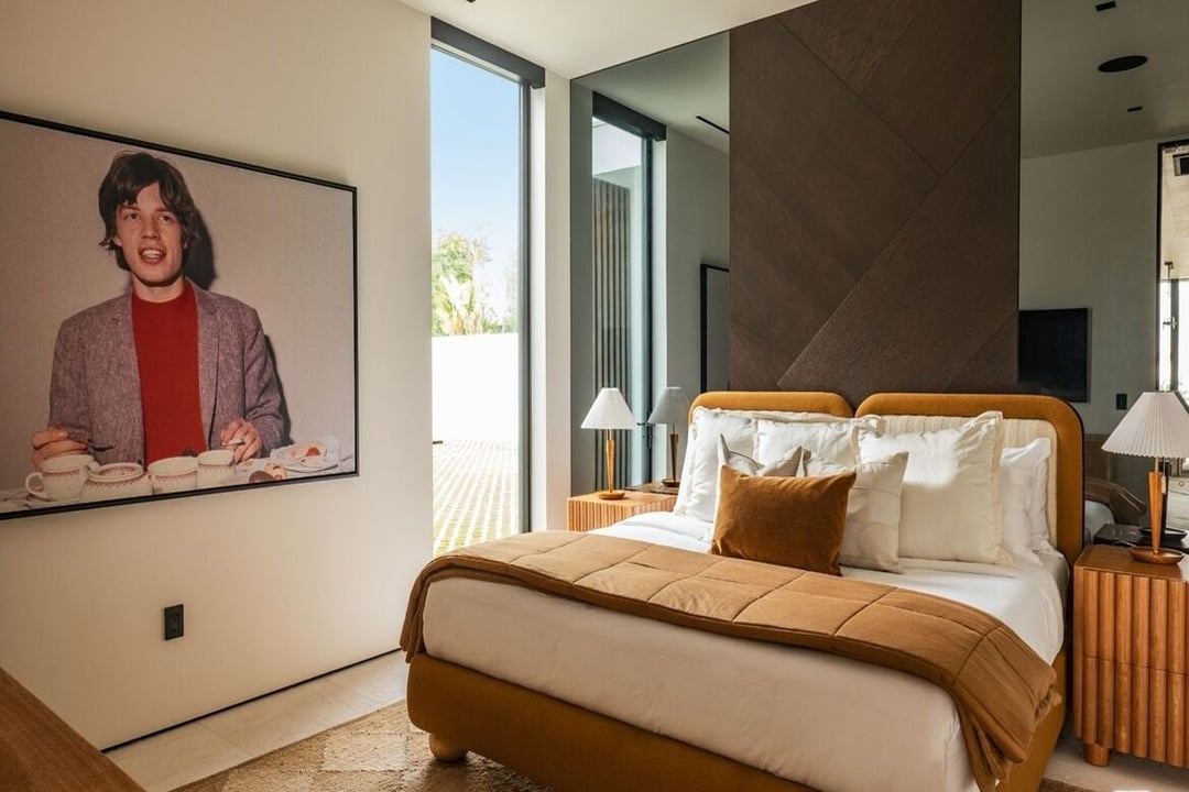 Skyreach Manor, Dume Dr, 90265