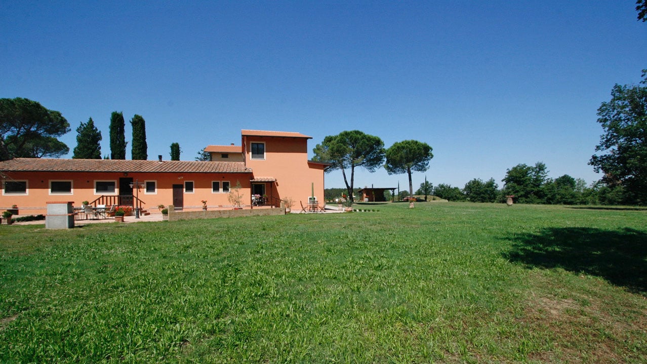 VILLA DI MEZZO