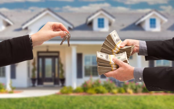 Selling to cash buyers as-is with money and keys exchange for a property sale