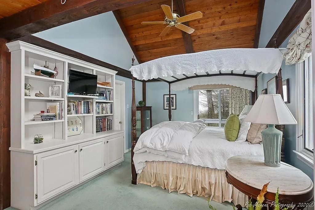 1 Big rock Rd Manchester Ma