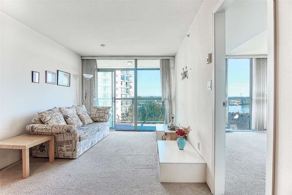 2733 Chandlery Pl, #703