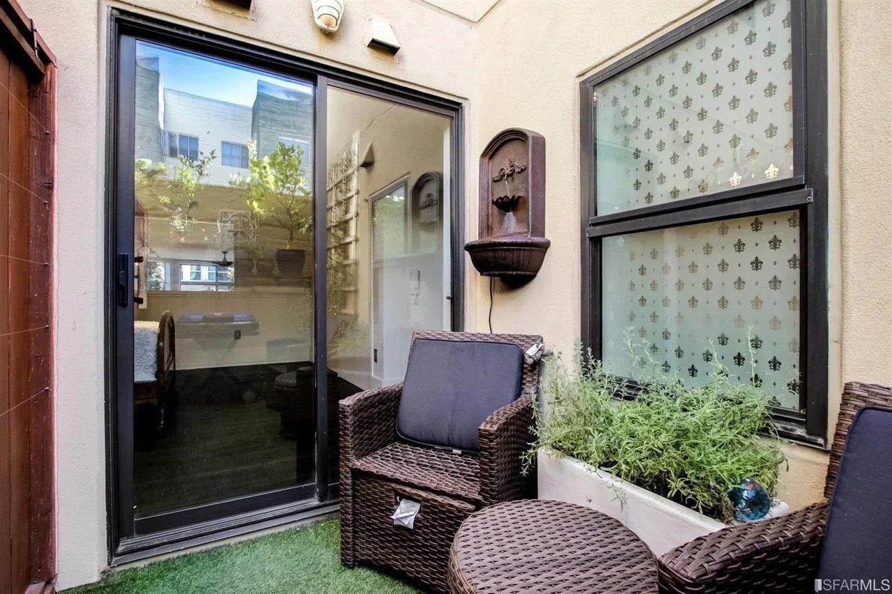 1150 Folsom Street Lofts