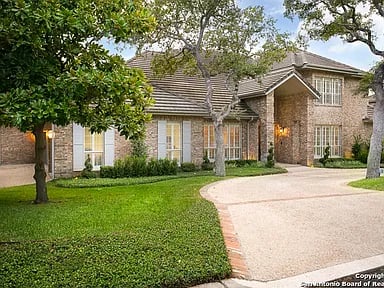 7 Camden Oaks