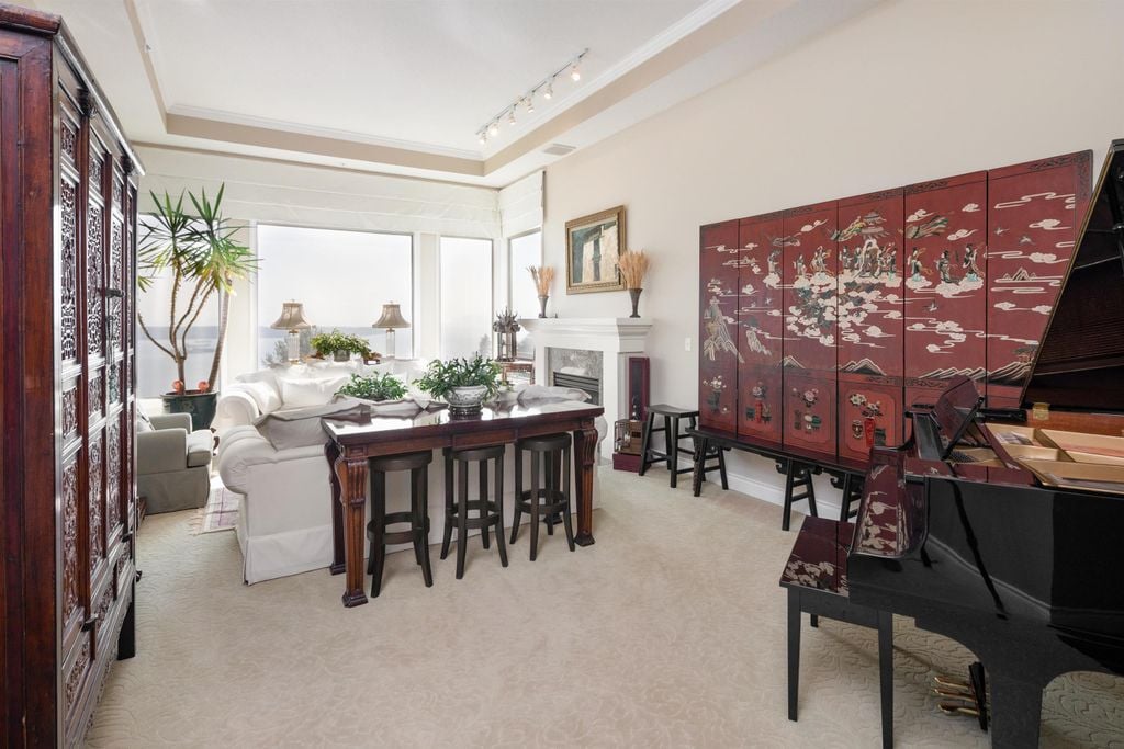 2488 Varley Ln
