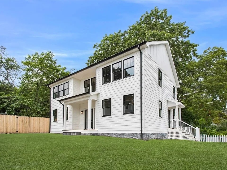 9 Willow Shade Avenue