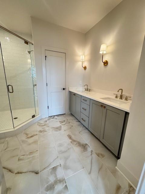 435 Chiswick Cir, #21