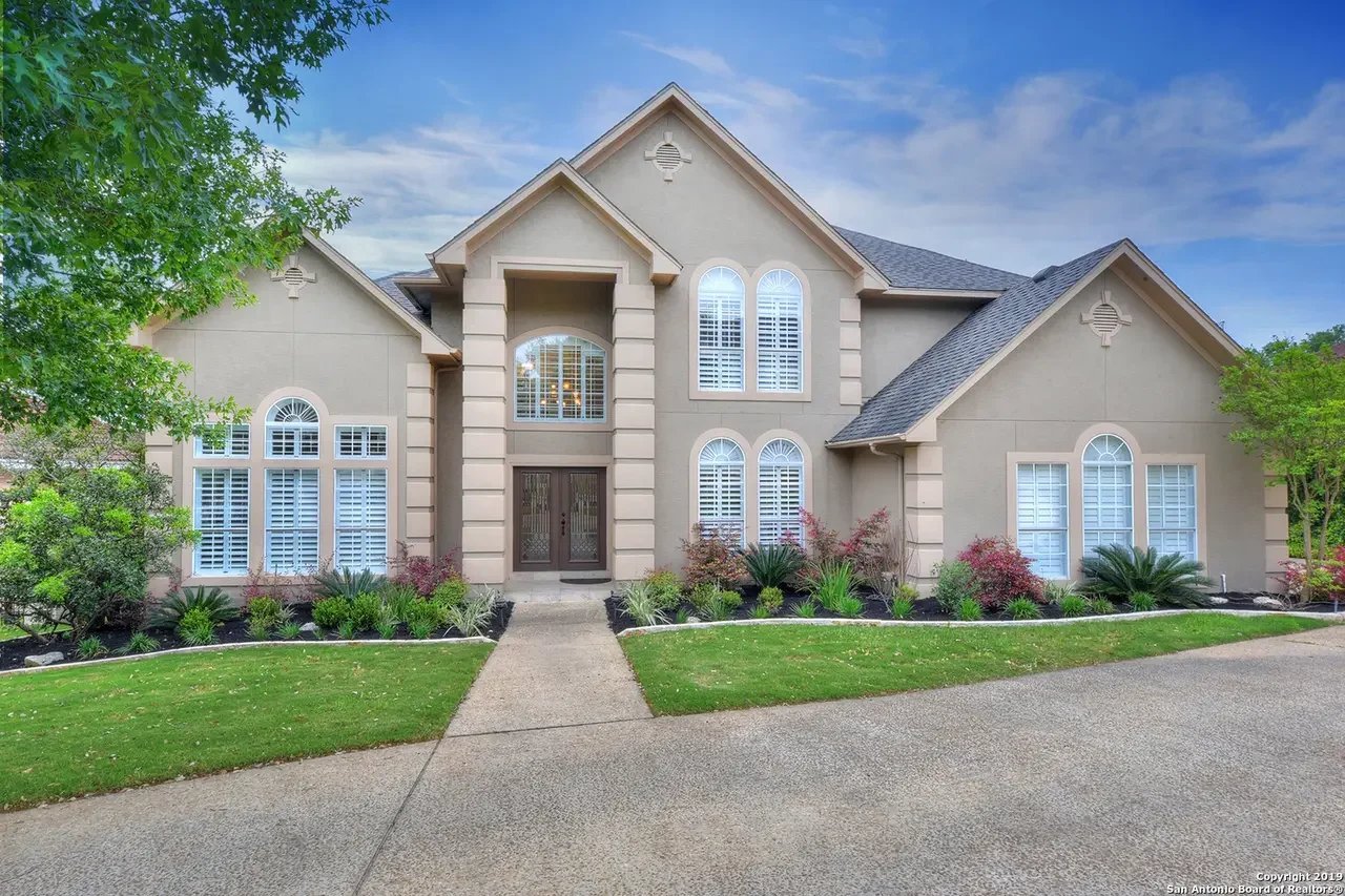 19107 Nature Oaks