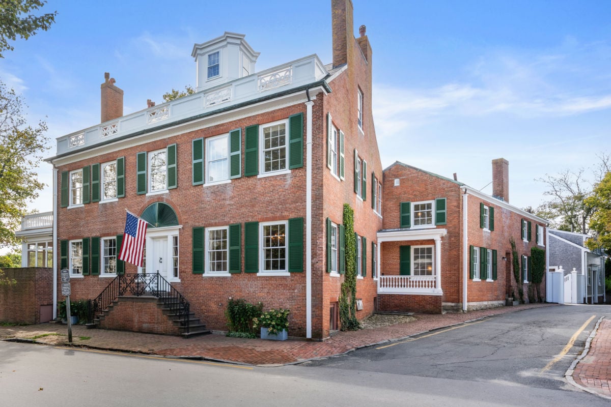 19 Pleasant Street - Moors End
