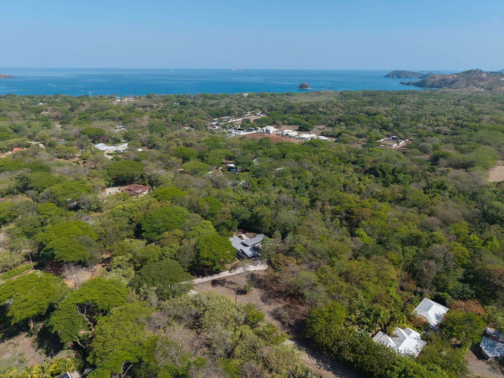 Casa Avalon |  New 4-Bedroom Home on 1.48-Acre Lot – Build 2 More Structures, Just Minutes from the Beach! 