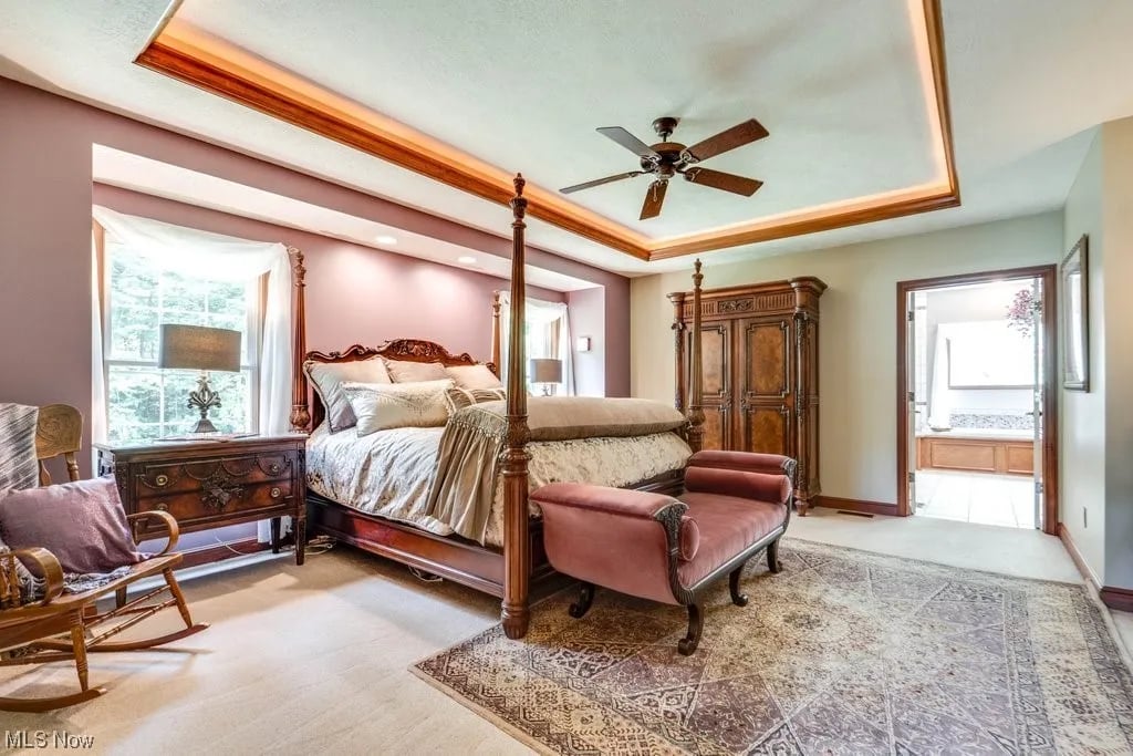 2274 Angela Vista