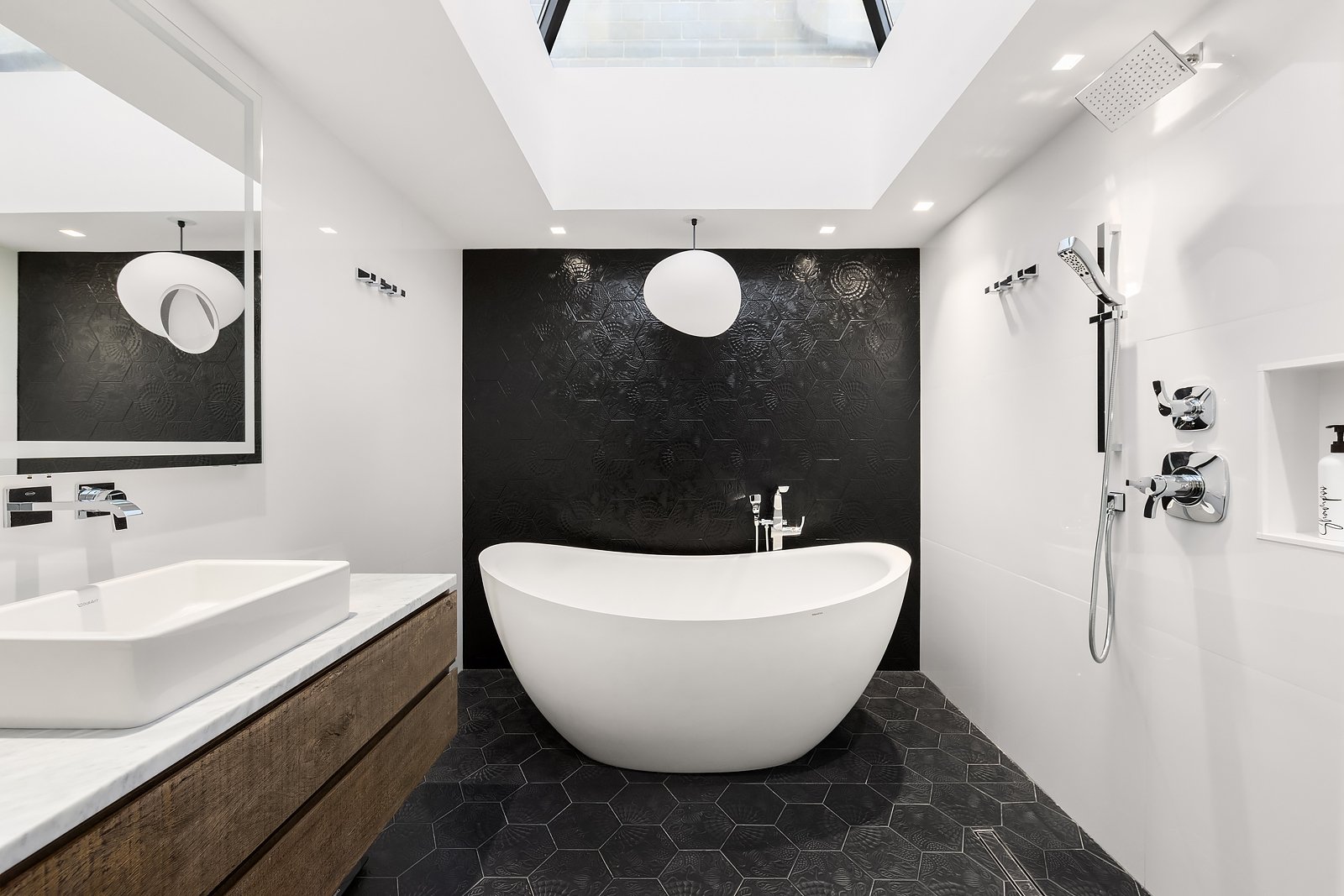  22 West 66th Street Unit: PH25-26