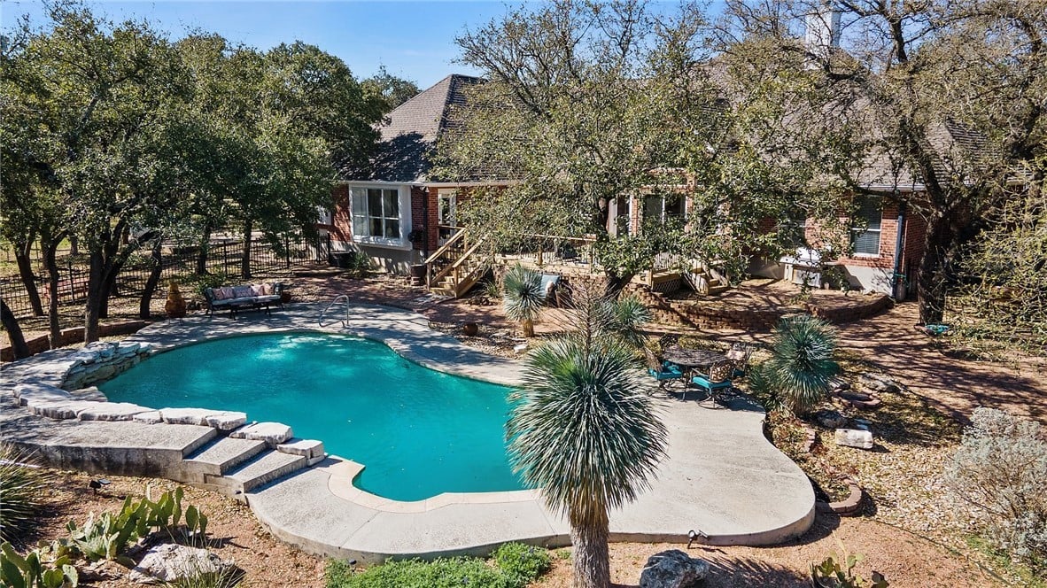 1100 Breakaway Rd