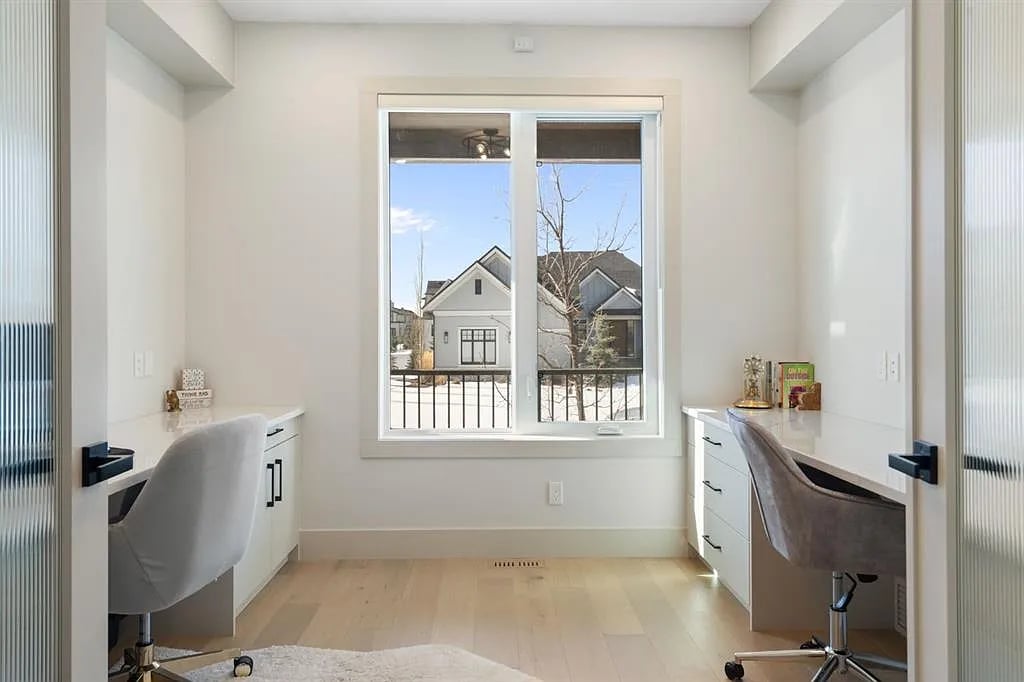 73 N Waters Edge Gdns