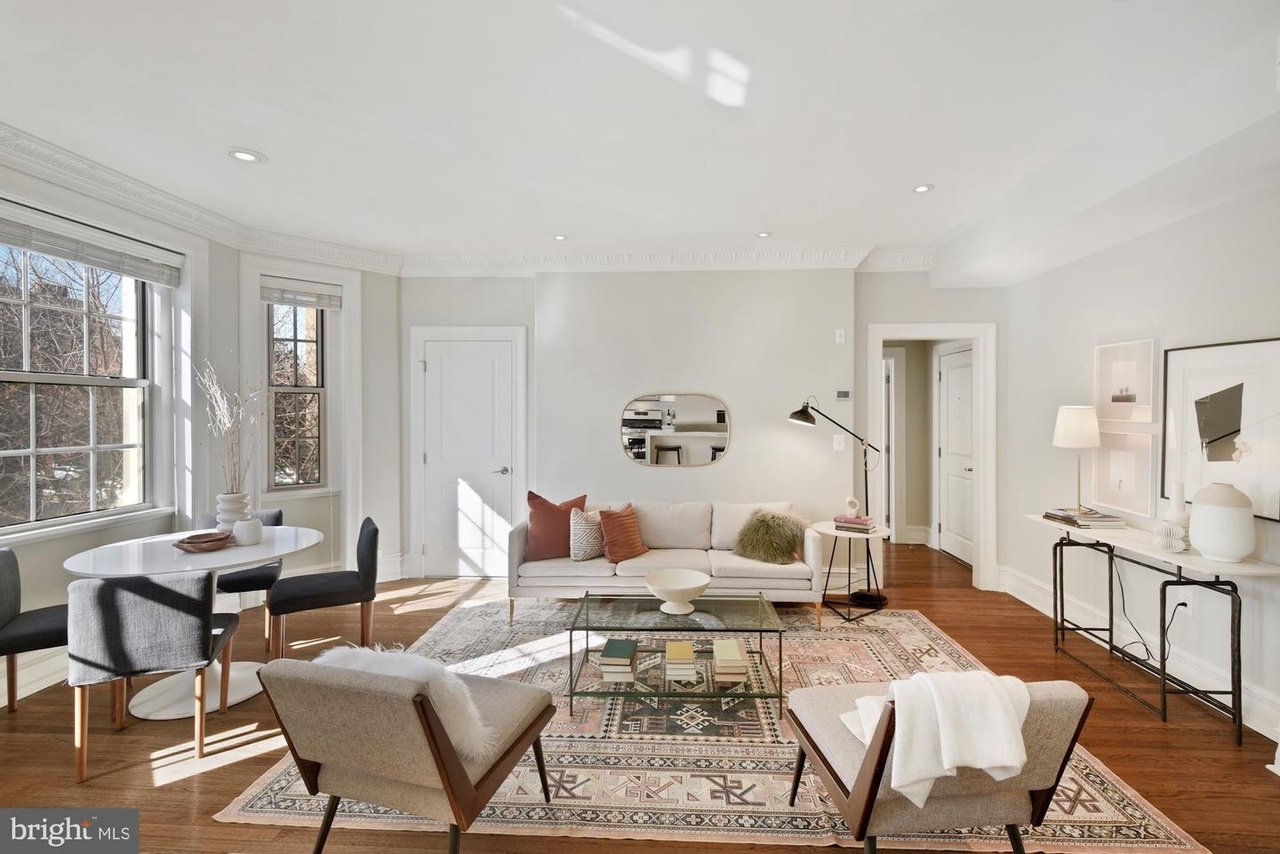 1801 16th St NW #210