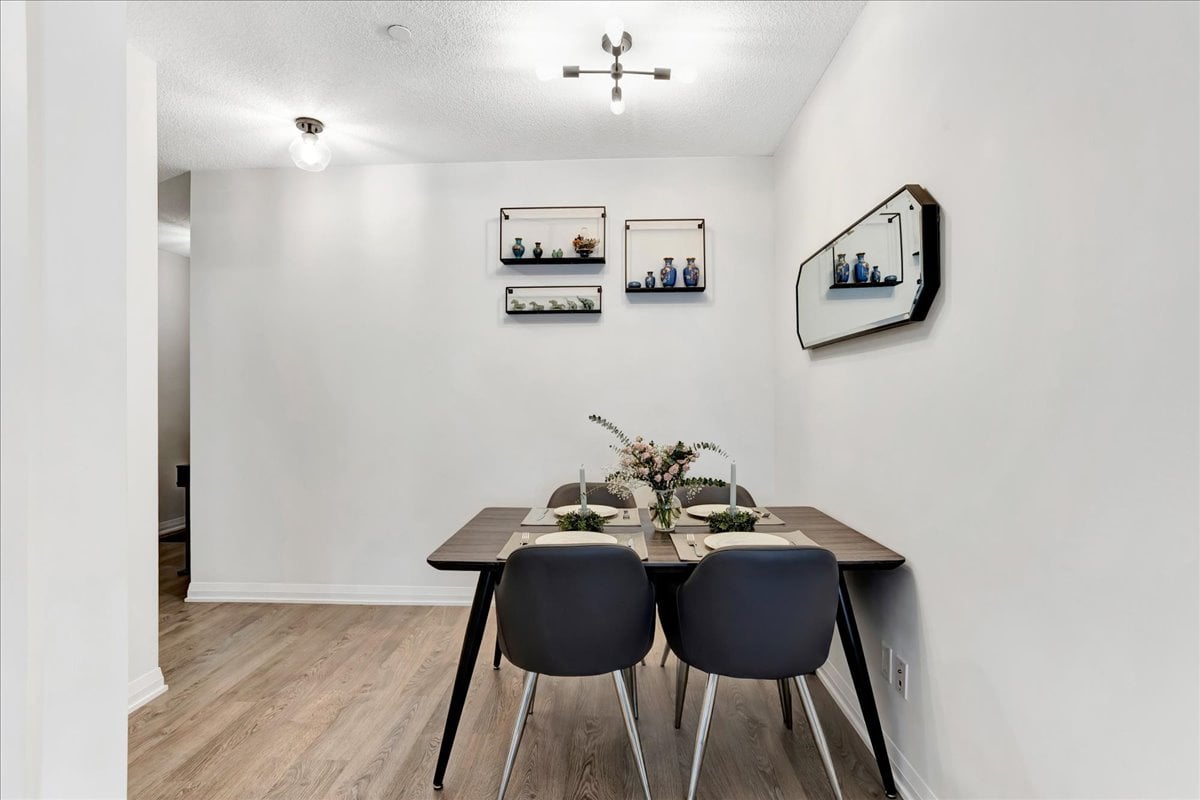 #310 - 101 Erskine Avenue