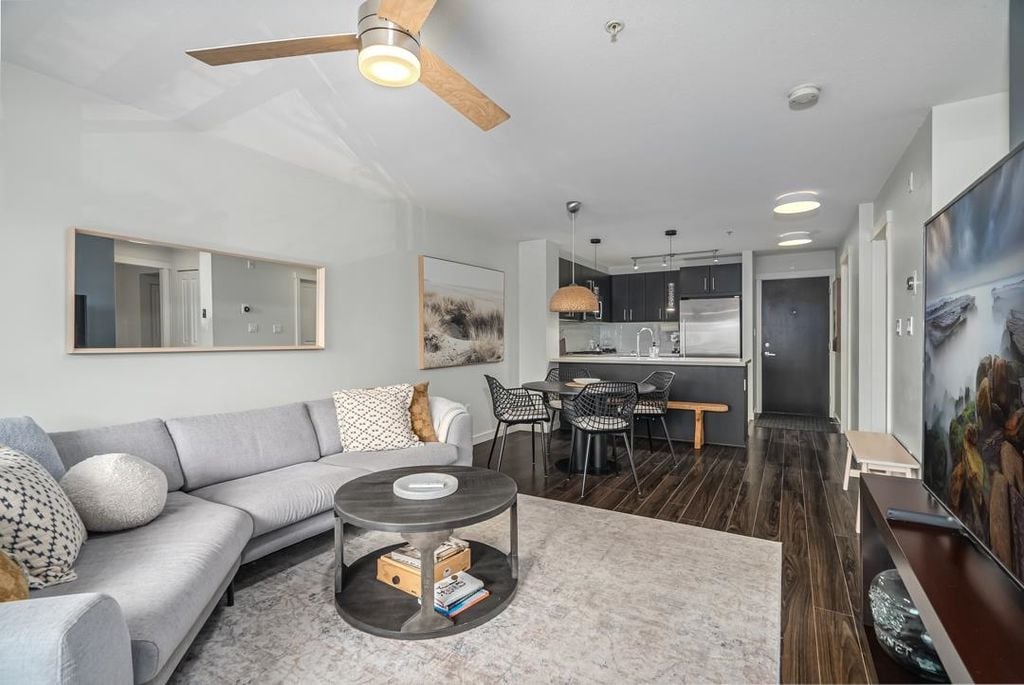 3133 Riverwalk Ave, #318