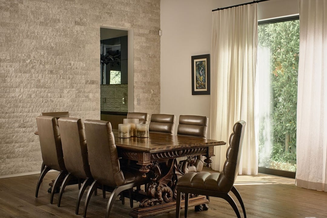 N Bowling Green Way, 90049