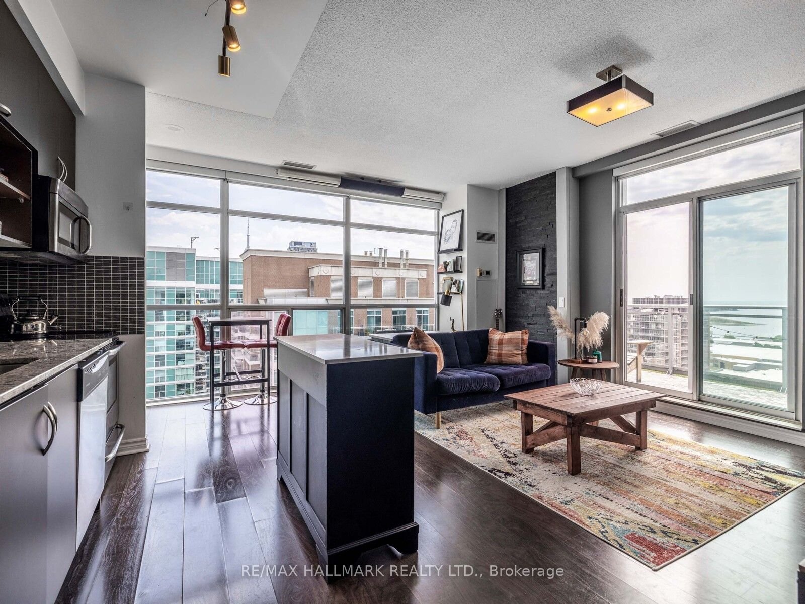 VIBE CONDOS