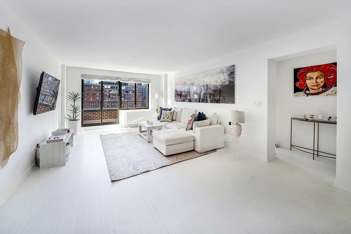 211 W 71st St, #10C
