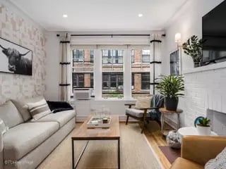 2319 N Commonwealth Ave #2E