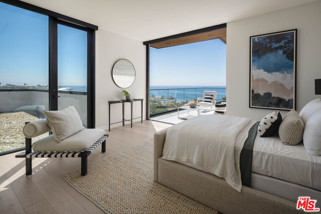 Zenith Horizon, Malibu Rd, 90265