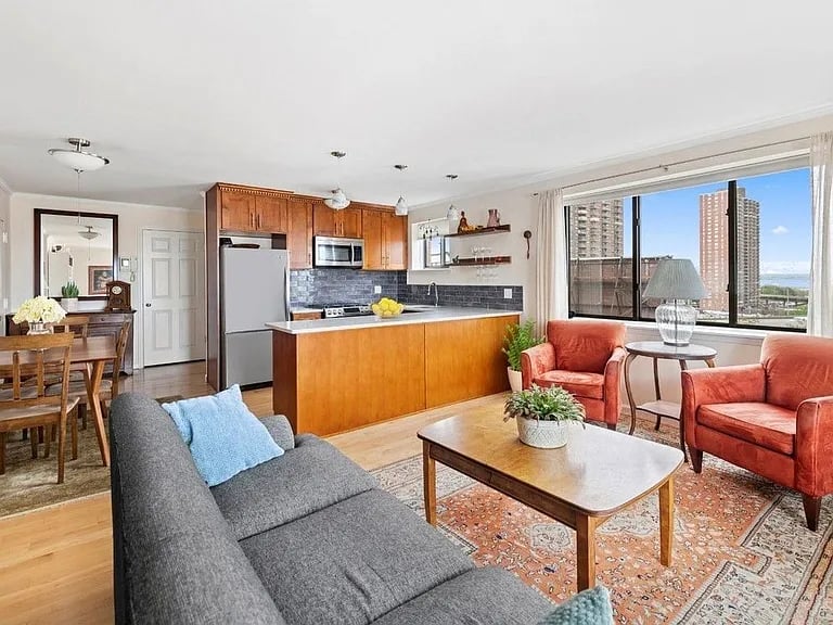 420 64th Street, Unit 7A