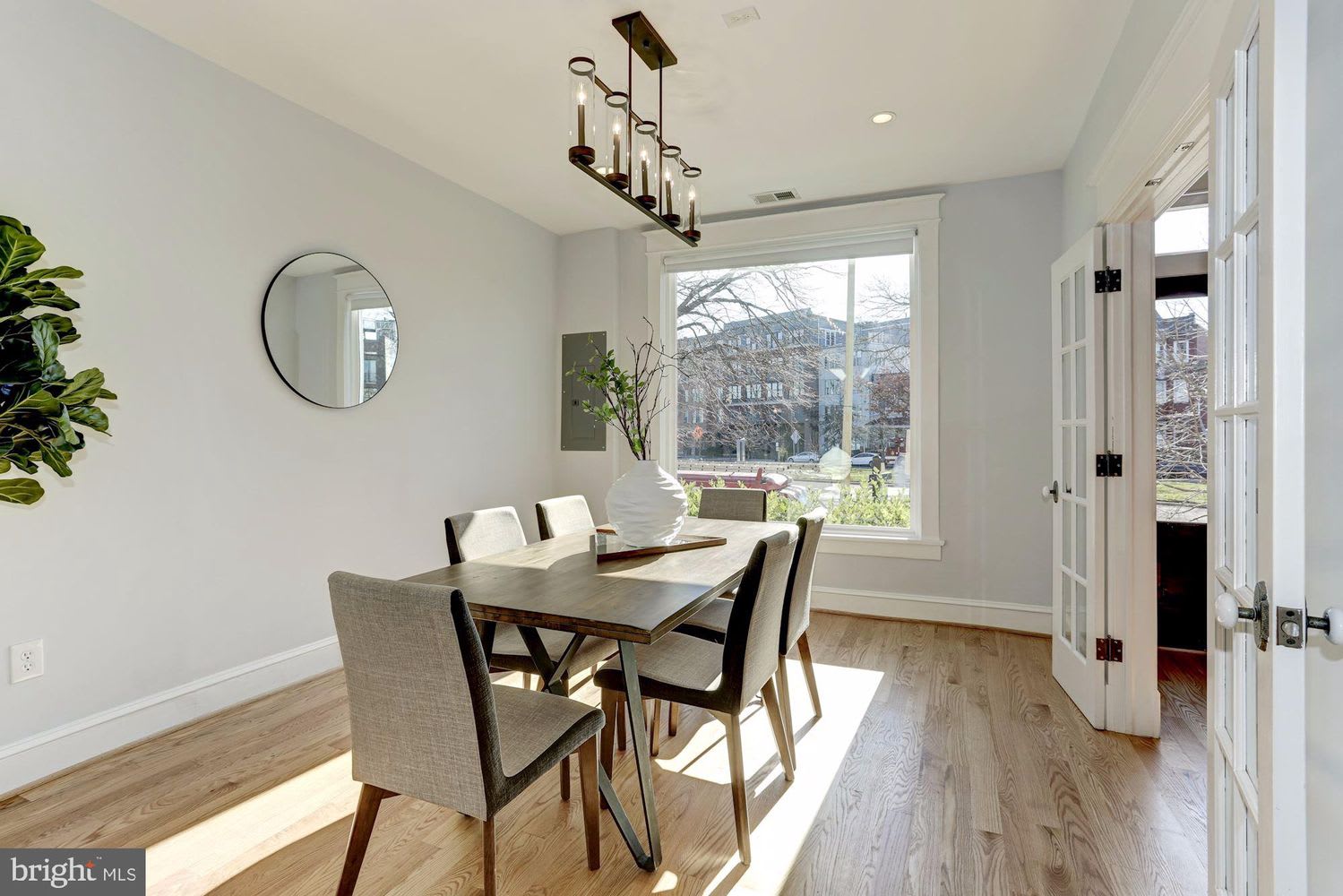 1328 G St