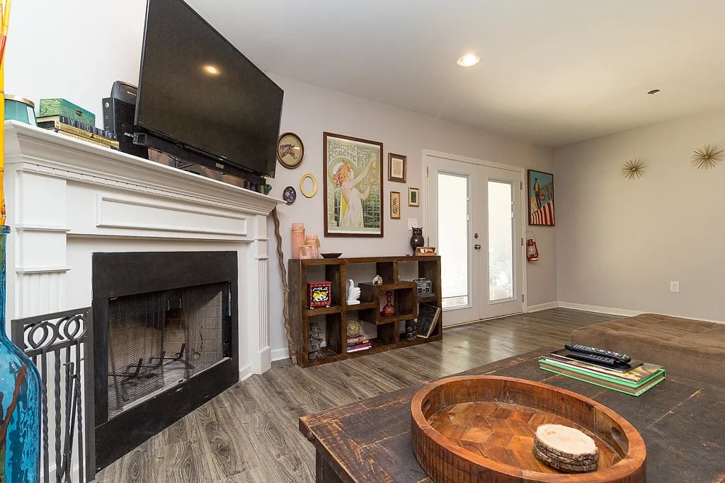 1706 Queen Anne Ct