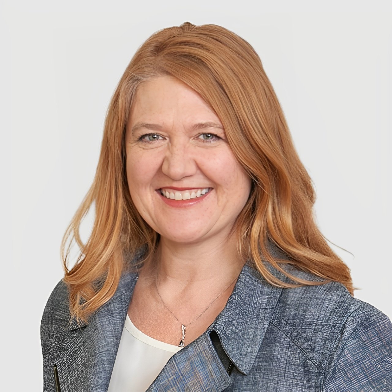 Amy Morris Healdsburg, CA Real Estate Agent Headshot