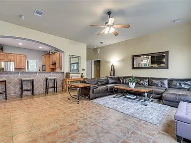 2204 Rio Mesa Dr