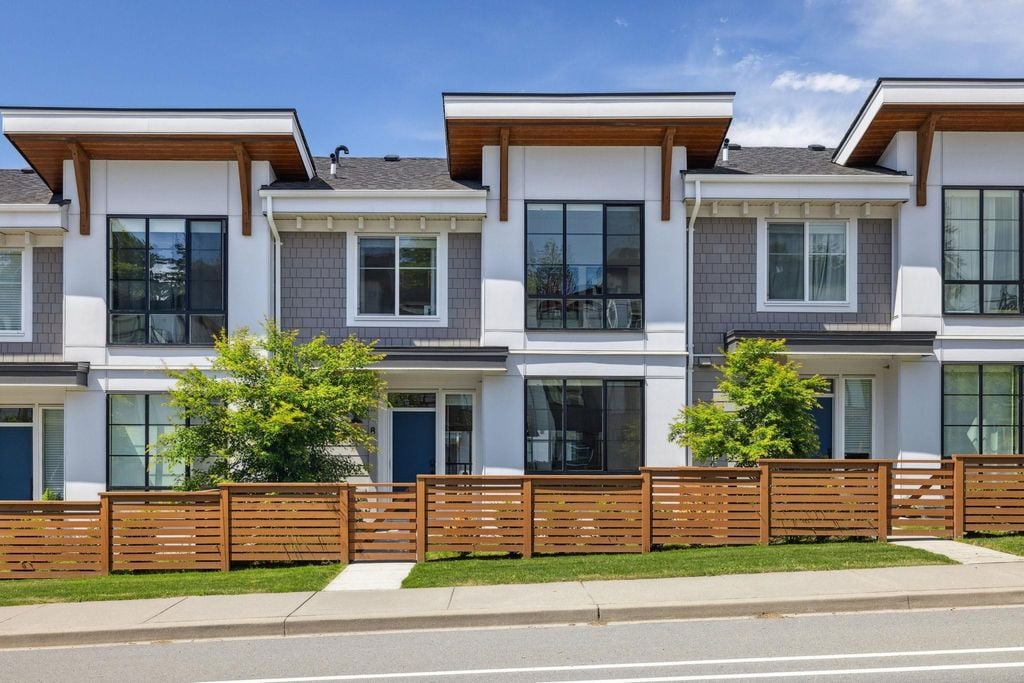 23183 136 Ave, #8