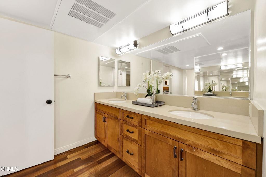 1127 E Del Mar Blvd, #116