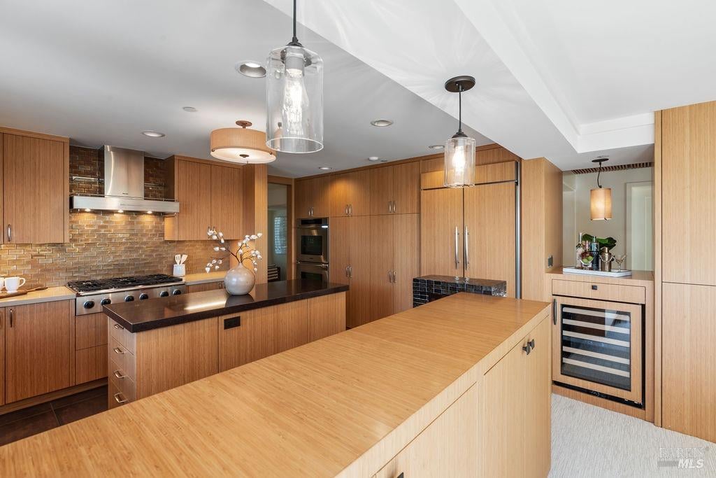 95 Bulkley Ave