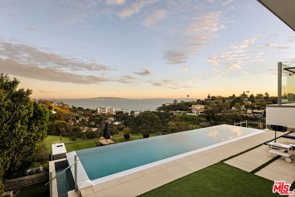 Mirage Pacific Palisades