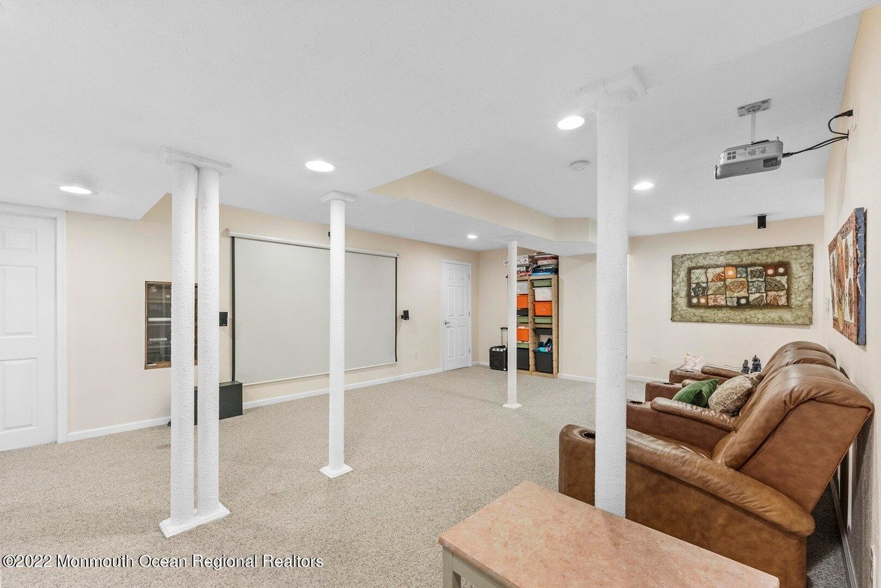 41 Joseph St