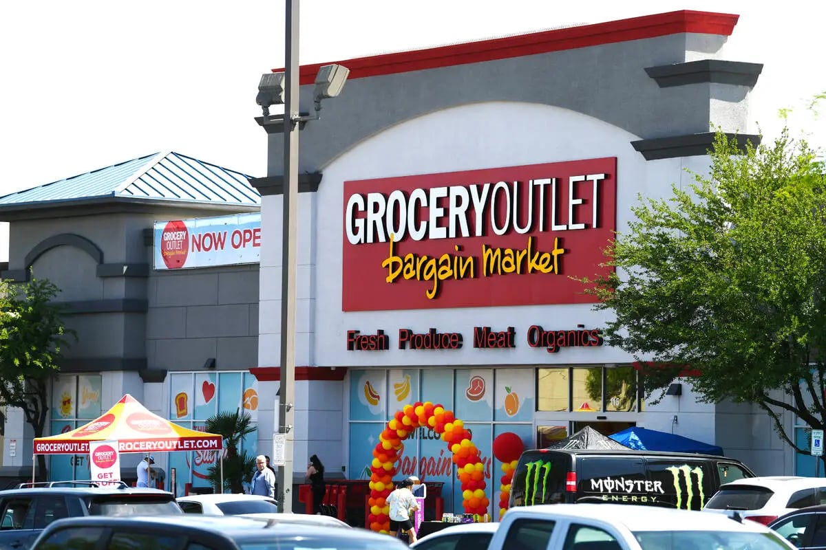 2 more Grocery Outlet stores set opening dates