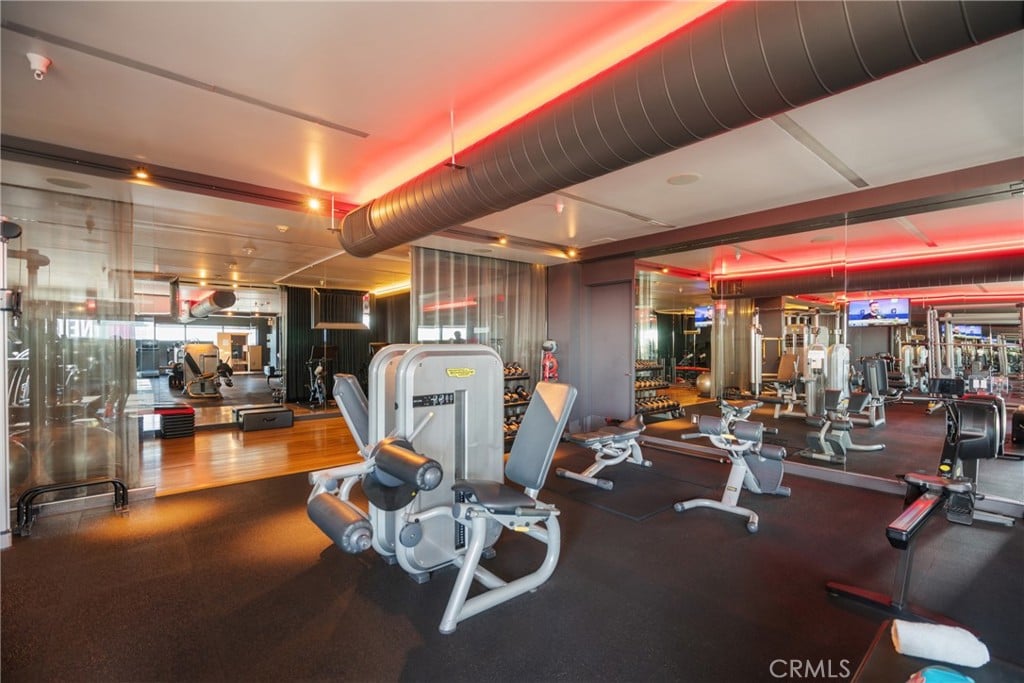 6250 Hollywood Blvd, #7G